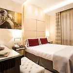 Maison Candia Luxury House فندق مبيت وإفطار روما
