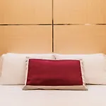 فندق مبيت وإفطار Maison Candia Luxury House 4*