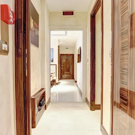 Maison Candia Luxury House 4*