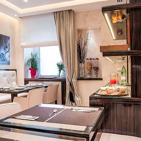 Maison Candia Luxury House 4* Roma