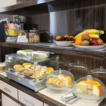 Maison Candia Luxury House Bed & Breakfast 4*